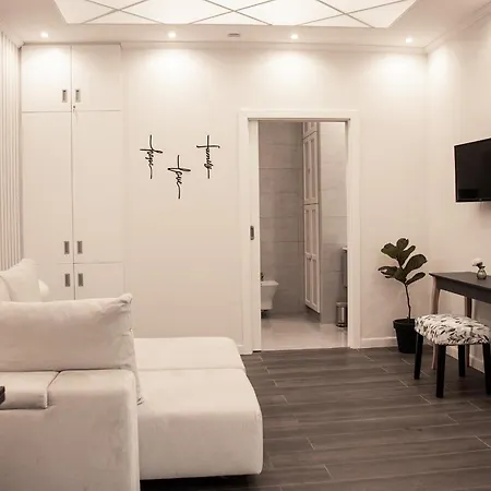 Airy Apartment Eger